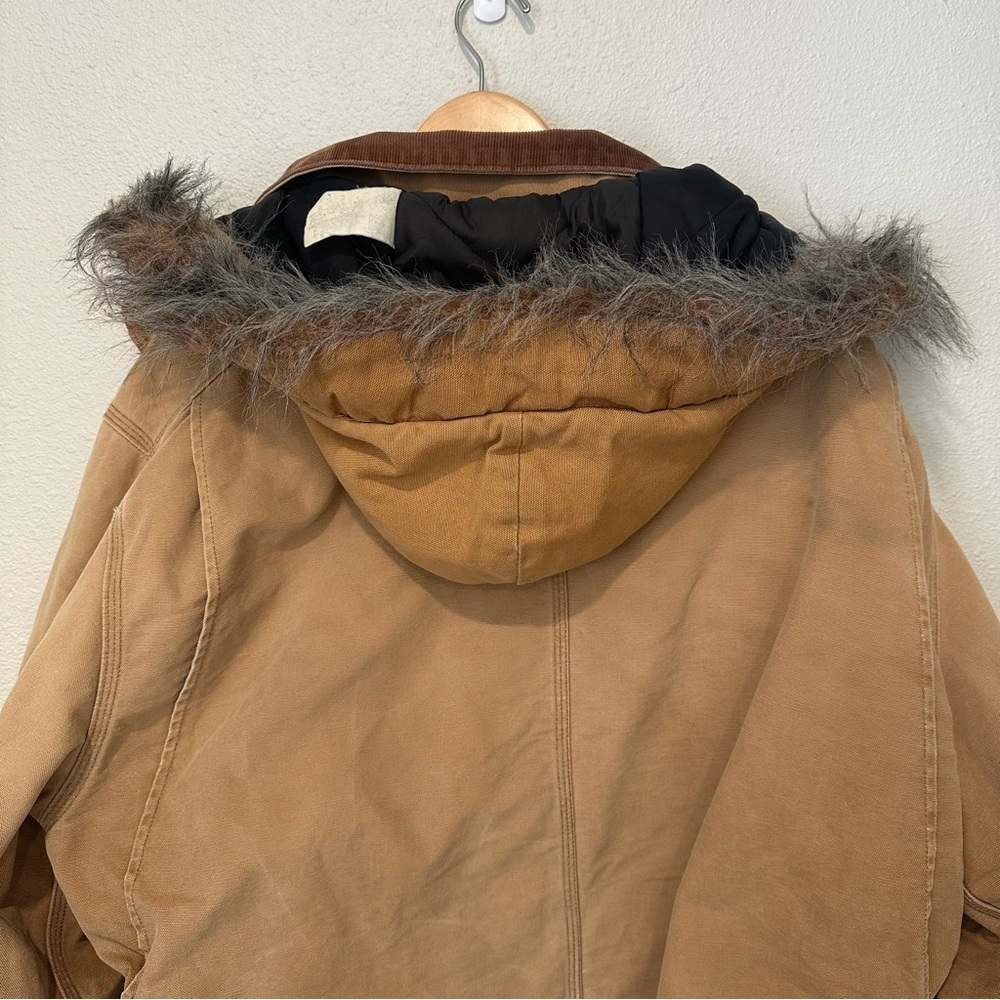 Vintage Carhartt Men's Fur Trimmed Hooded Coat - Picture 9 of 16